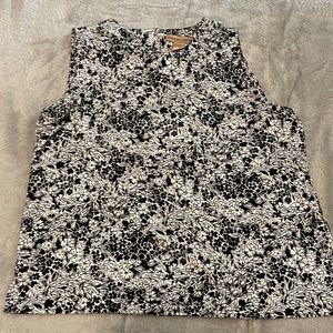 Notations Sleeveless Blouse